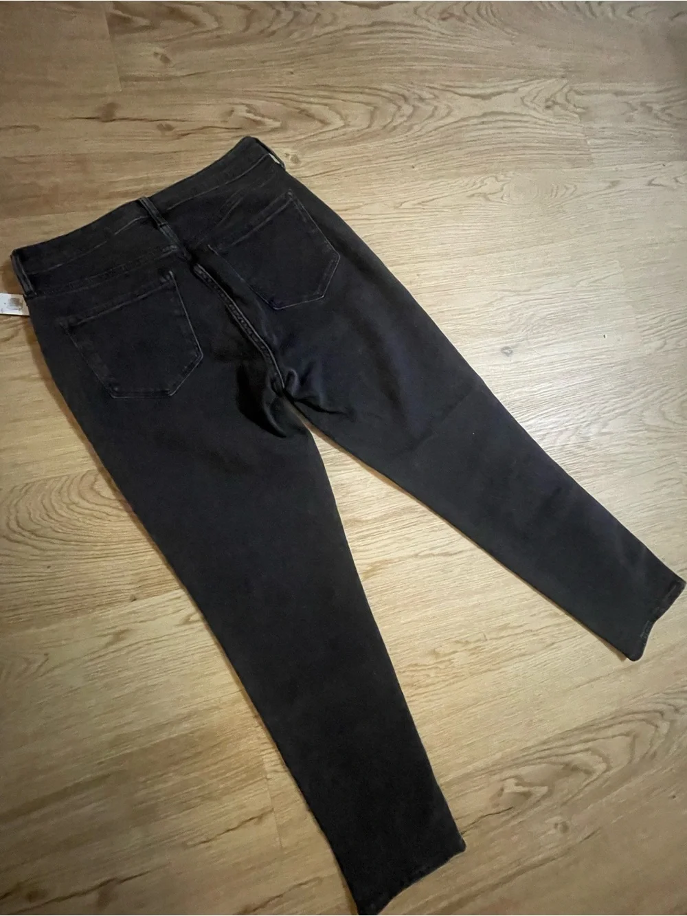 NEW WITH TAGS Old Navy Black Women’s Vintage Slim Jeans